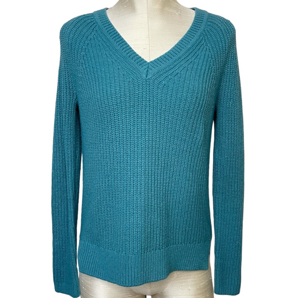 Ann Taylor Ribbed Knit V-Neck Wool Blend Sweater Small NWT